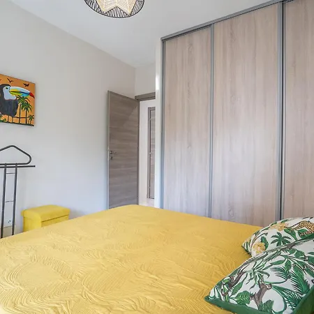 Apartament Le Puget By Interhome Cannes
